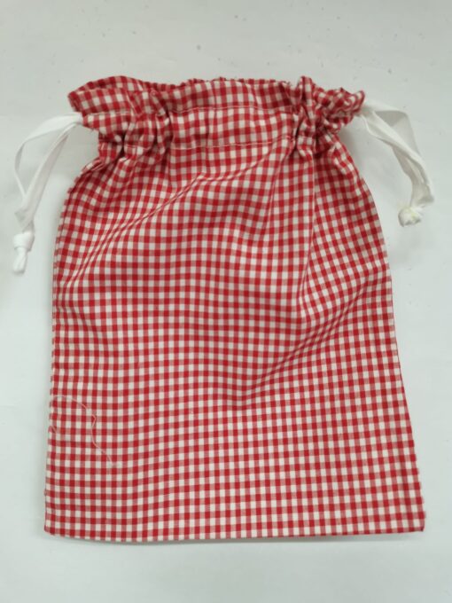 BOLSA MERIENDA / BABERO CUADROS ROJOS