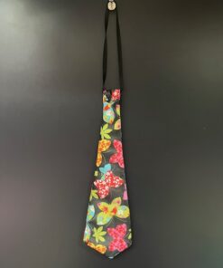 CORBATA FLORS FONS NEGRE